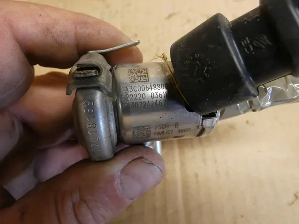 ADBLUE INJEKTOR OPEL RENAULT 2.0 DCI 160728750R image 3