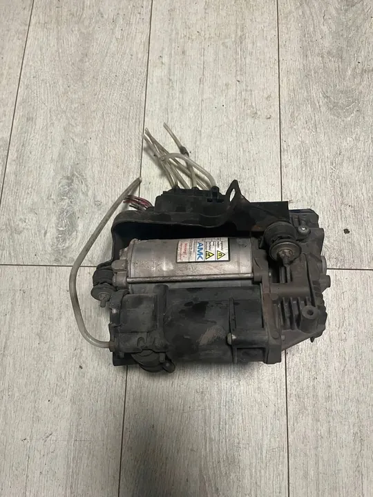 Compressore sospensione Mercedes ML GL W164 X164 A1643201404 image 2