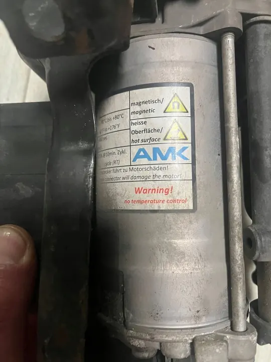 Compressore sospensione Mercedes ML GL W164 X164 A1643201404 image 3