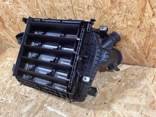 Intercooler Izquierdo Porsche Cayenne III 3.0 V6 PAB145803A image 3