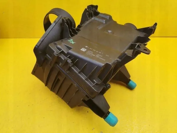 Mercedes Ilmansuodatin Kotelo OEM A2820905000 image 2