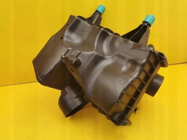 Mercedes Ilmansuodatin Kotelo OEM A2820905000 image 3