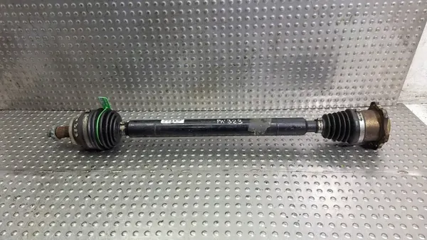 Höger framaxels halvaxel OEM S26372056 Begagnad image 2