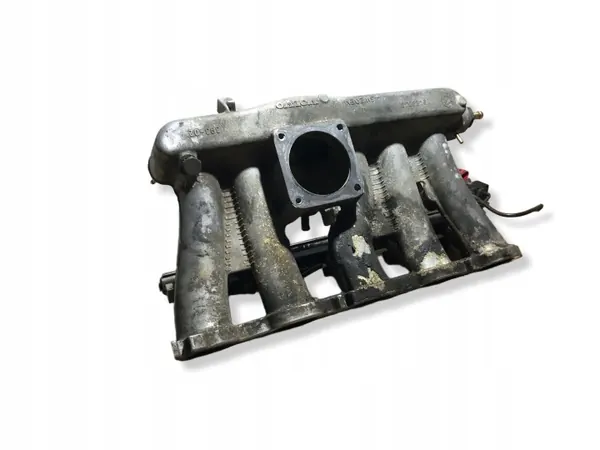 Colector de admisión Volvo OE usado OEM 09488033 image 3