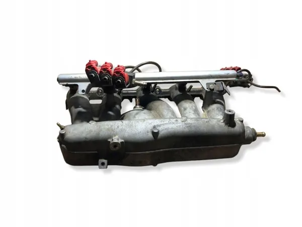 Colector de admisión Volvo OE usado OEM 09488033 image 4