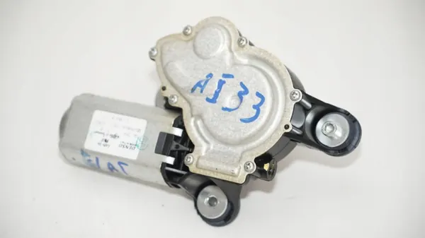 Fiat 500 achterruitenwissermotor OEM 360198819 2007-2014 image 2
