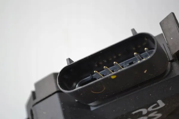 Vordertürschloss links Volvo V60 OE 31301737 image 3