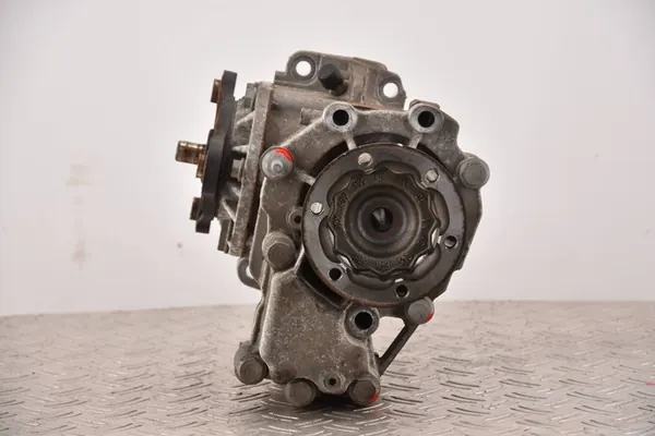 Volkswagen Golf VI 2010 Caja de transferencia / Reductor image 2