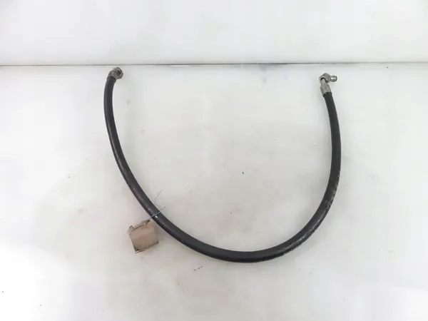 Tuyau d'huile hydraulique image 1