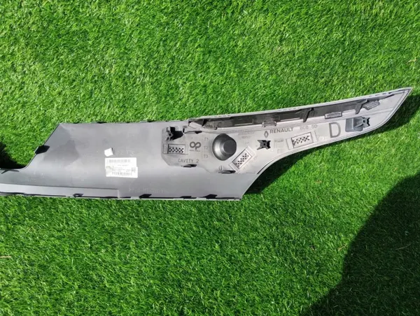 Etupuskuri OEM 620224891R Renault Megane V:lle image 6