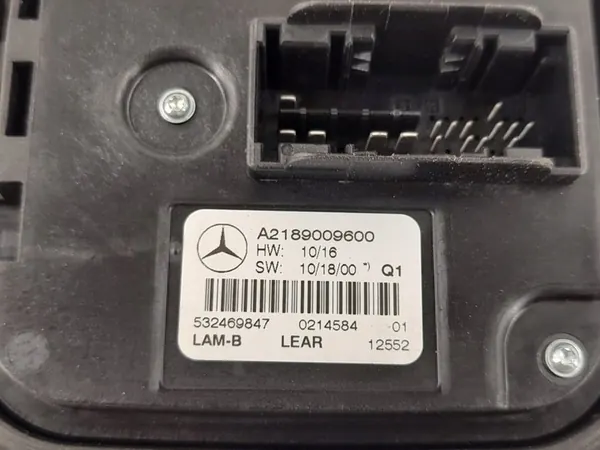 Xenon Converter (Controller) Right Side Mercedes-Benz C W204 OEM image 2