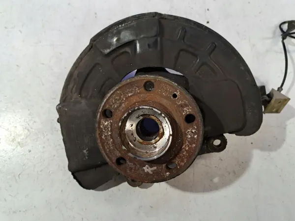 Rechter voorste draagarm OEM 9461944 voor Volvo XC70 image 3