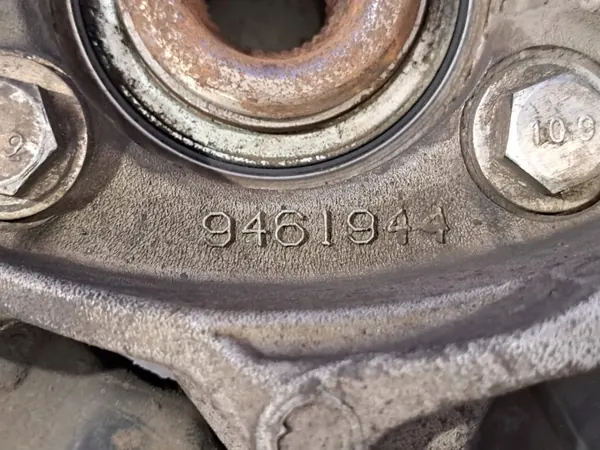 Rechter voorste draagarm OEM 9461944 voor Volvo XC70 image 5