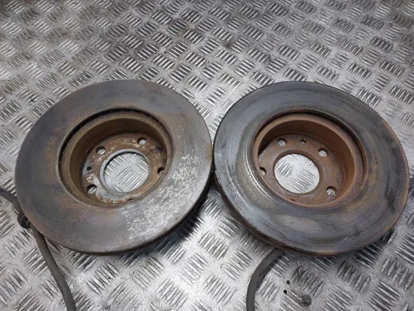 Begagnade Bromsskivor + Belägg + Bromsok Fiat Ducato image 4