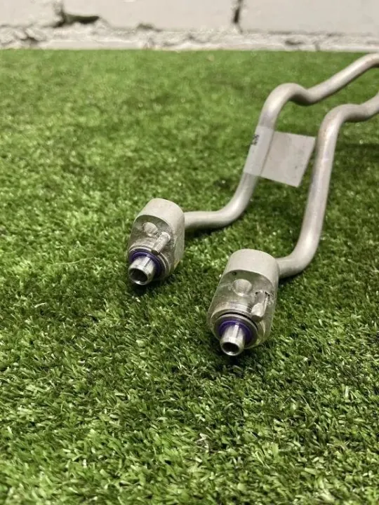 BMW Bränsleledning OEM 9395473 för 3.0L 2019 image 2