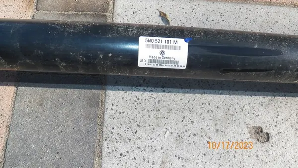 Drivaxel Audi Q3 2.0 TDI 5N0521101M image 3