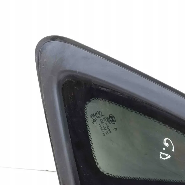 Begagnat höger bakruta OEM 87820J9000 Hyundai image 3