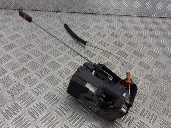 Centrallås Vänster Framsidan Opel Meriva A 1.4 13203899PM image 3