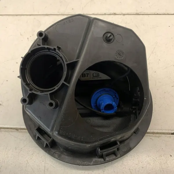 Kraftstoff- & AdBlue-Deckel OEM 896589569874526583742 Jeep Wrangler image 6
