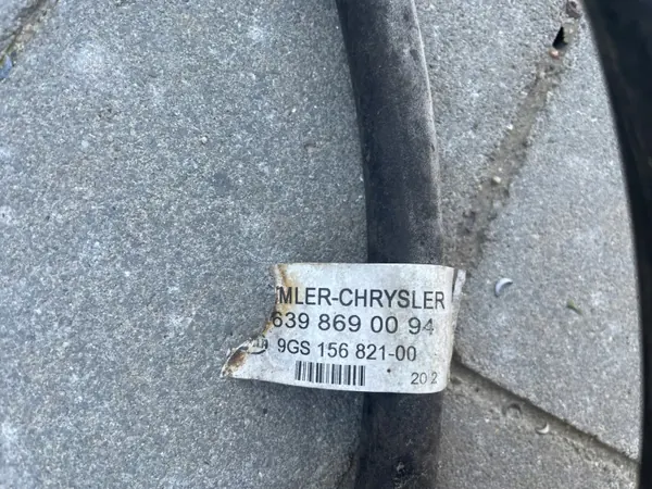 Koplampensproeierleiding Mercedes W639 OEM A6398690094 image 3