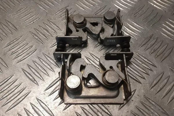 BMW X1 (E84) Motorhuvudlås 51237115229 image 3