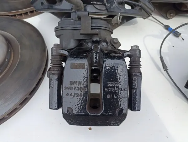 Kit Travão OEM 6887397 Discos Pastilhas BMW 8 image 4