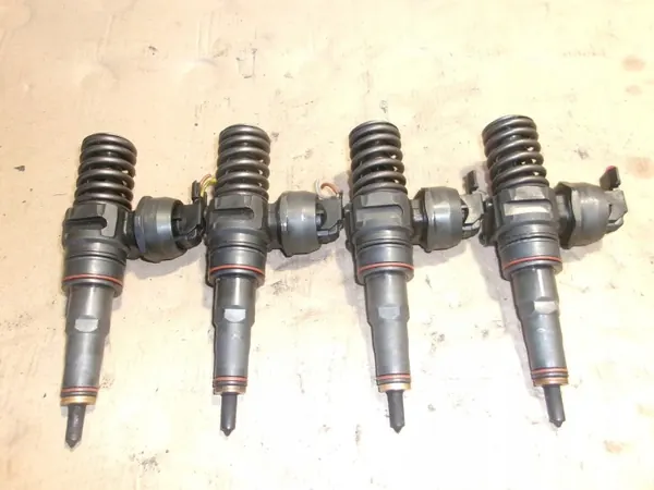 Ruitenwisserspomp OEM 038130073AJ voor VW Passat image 2