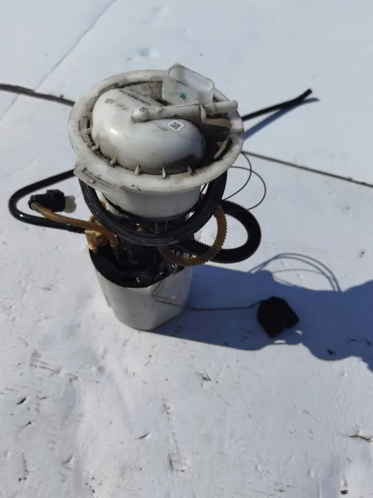 Bomba de combustível Volkswagen PASSAT B7 OE 3AA919051C image 2