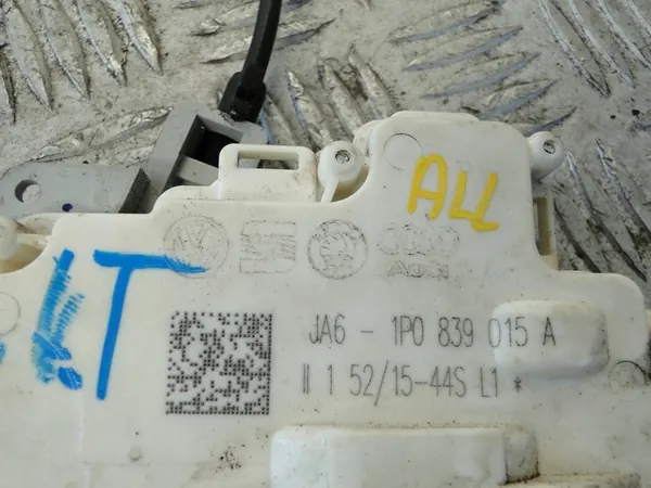 Linke Hintertürschloss SEAT ALTEA 1P0839015A image 4