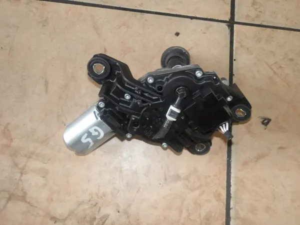 VW GOLF V Heckwischermotor 0390201800 image 2