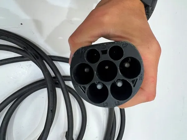 Latauskaapeli Mercedes Benz EQS EQE EQB EQA A0005832605 image 2