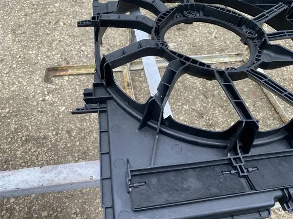 Fläktkåpa Audi A6 C7 4H0121207B image 3