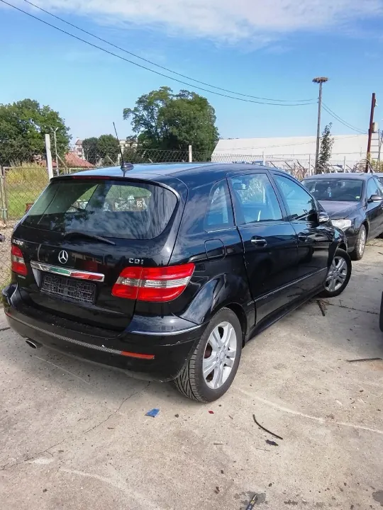 Jäähdytinpuhallin Mercedes W245 OEM 12522822 image 3