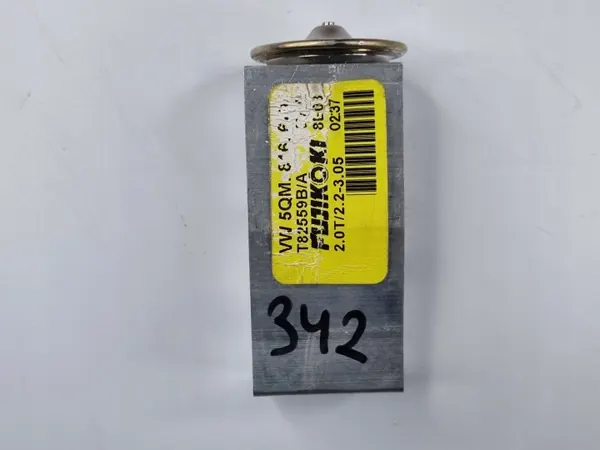 Válvula de expansão AC OEM 5QM816103A - Usado image 2