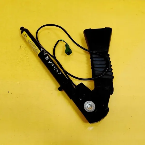 Bältesspänne OEM DRC100190 höger fram Opel Corsa B image 4
