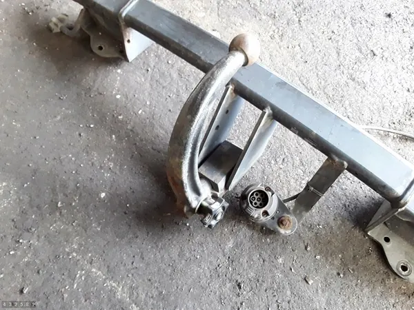 Pièce BMW 3 Series 2005 303330600001 image 2