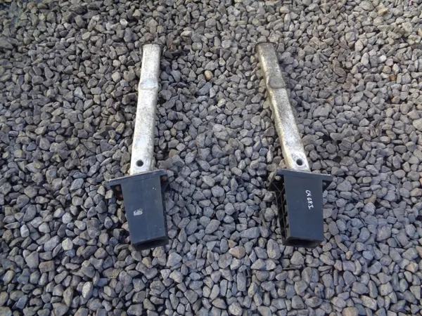 OEM KIEŁ KŁY STREFY ZGNIOTU PRAWA + LEWA KPL image 2
