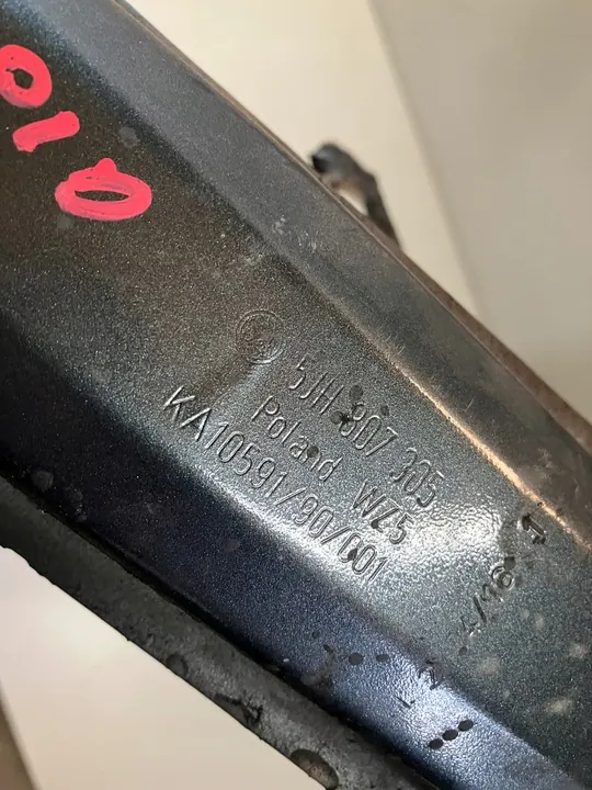 Takapuskuri vahvistus Skoda Rapid 5J 5JH807305 image 3