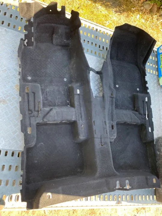 Gebrauchte Teppichmatte OEM 5NB863367E für VW Tiguan image 2