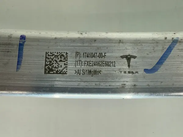 Etupuskuri Vahvistus Tesla 3 Highland image 10