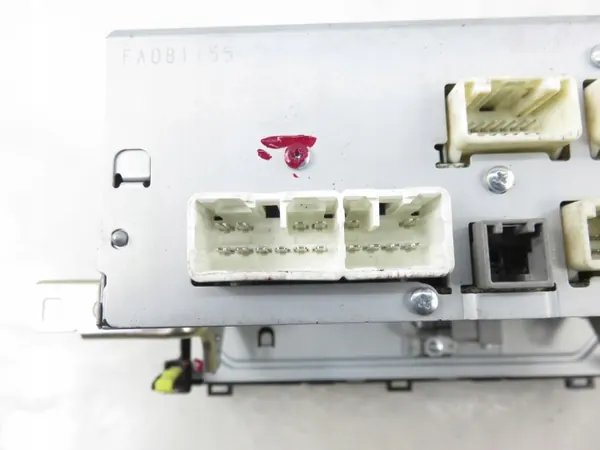 Radio Toyota OEM 86140-02010 - Estado Usado image 5