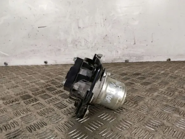 Mitsubishi bränsleångventil OEM FBZ9819 - Begagnad image 3