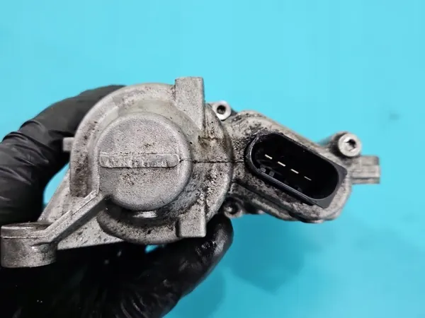 Pompe à huile OEM A2212700197 pour Mercedes W212 2.2 CDI image 6