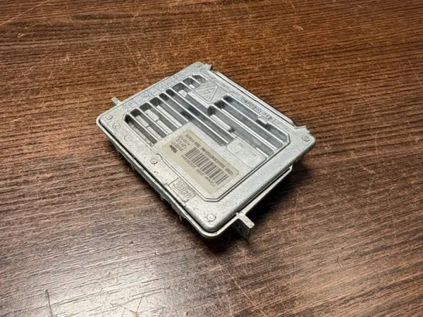 Ksenon-virtalähde OEM 90035944 Oikea Puoli Toyota Proace image 3