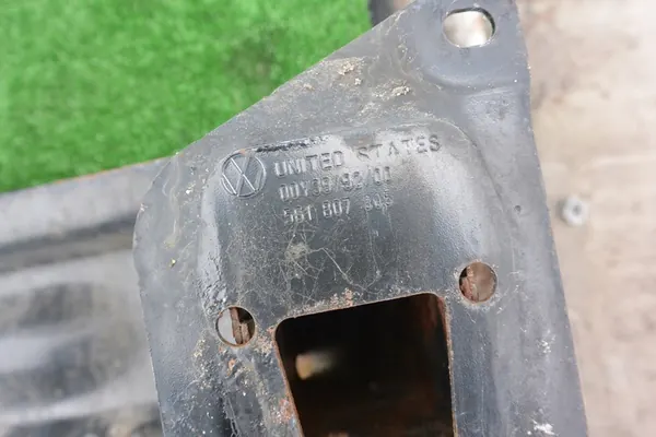 Volkswagen Passat B7 USA puskurivahvistin image 9