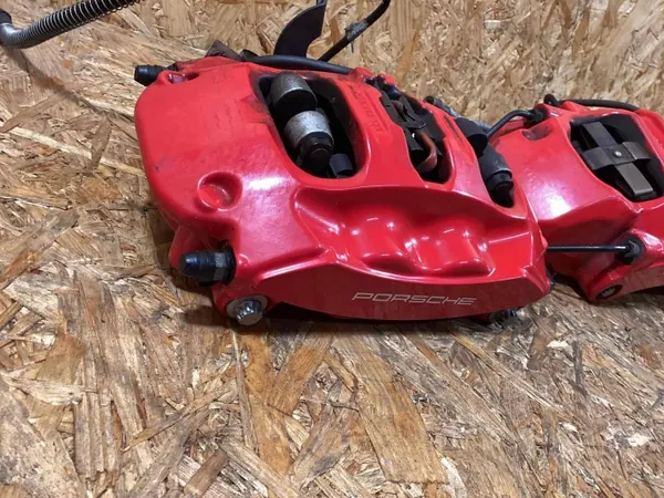 Porsche 911 992 Jarrujousisarja OEM 992615423AK image 10