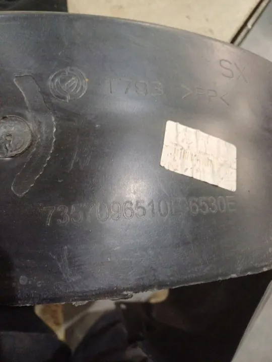 Vasen pyöränkaari OEM 7357096510 Fiat Fiorinolle image 3