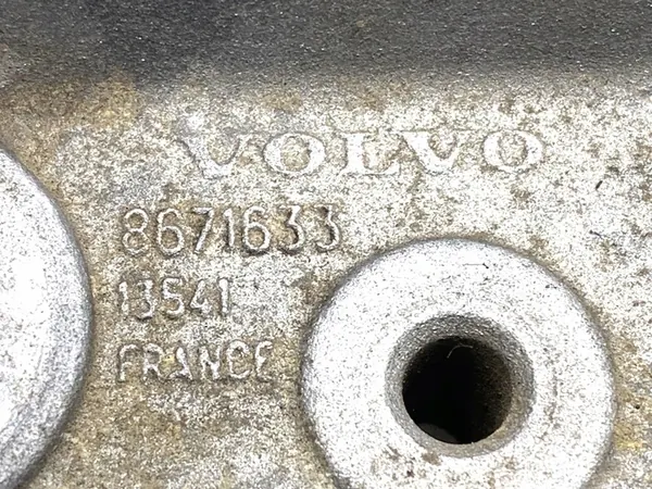 Engine Mount VOLVO XC90 I 2.9 272HP 8671633 02-15 image 4