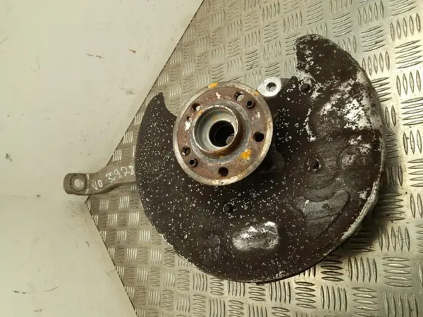 Mercedes-Benz GLE W167 etupyörän navan OEM A16725L image 2