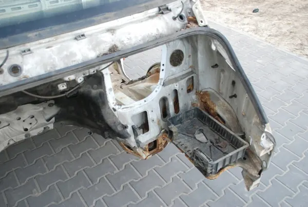 Kaksoisohjaamo Iveco OE Daily 99-06 - OEM image 4